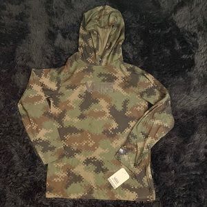 Vans Men Camo Long Sleeve Hoodie NWT